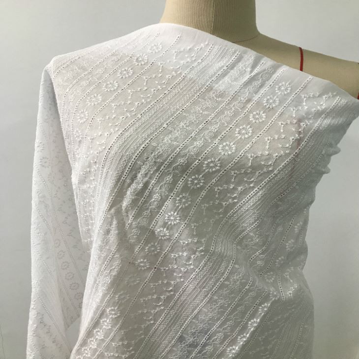 Nylon Spandex Embroidery Lace Fabric on Wedding Dresses China